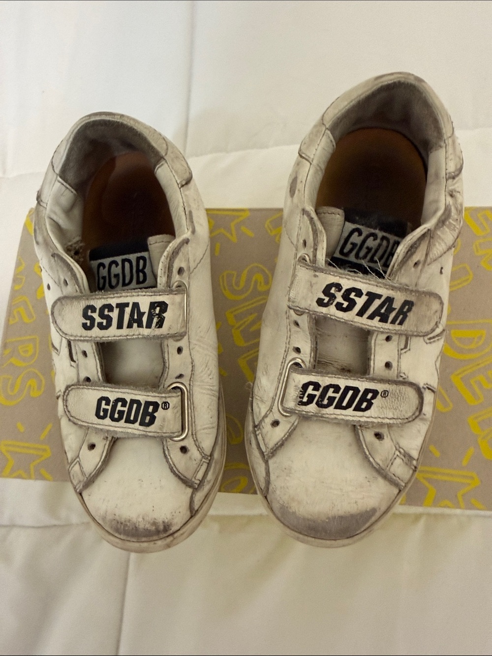 Golden Goose Kids White Velcro SSTAR Sneakers 28